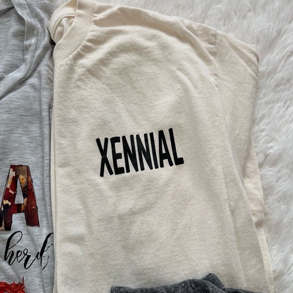 Bundle Of 8 Assorted Colors Graphic Prints Short Sleeve Crew Neck TShirts Large - Picture 5 of 7